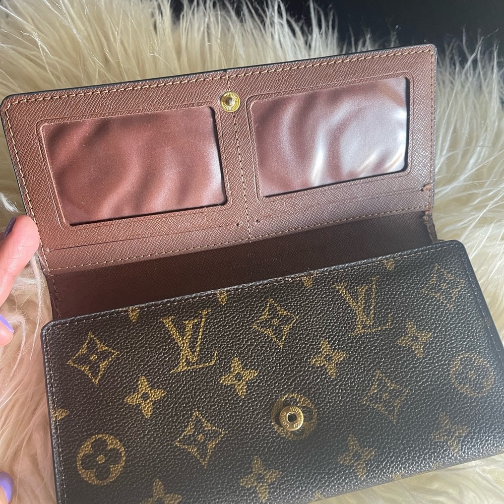 Authentic Vintage Louis Vuitton wallet